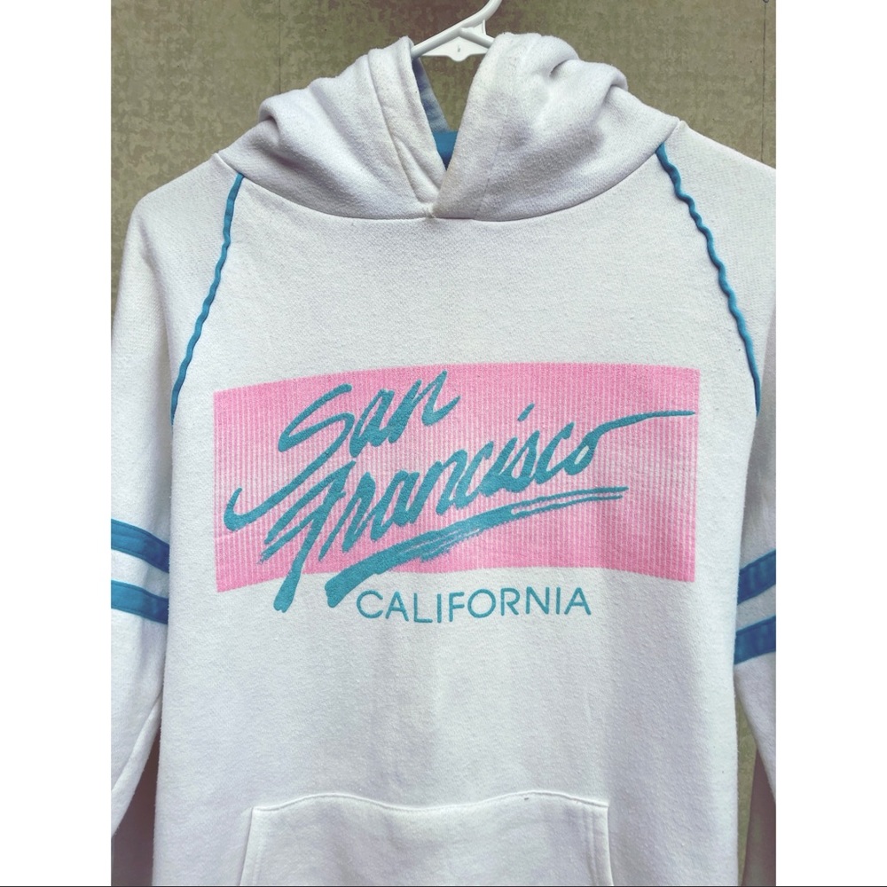 Vintage 90’s San Francisco white hooded sweatshirt